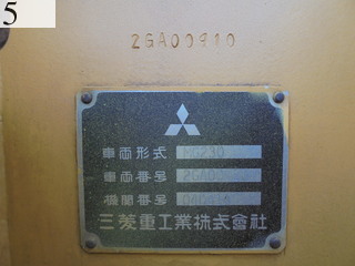 中古建設機械 中古 三菱重工業 MITSUBISHI モーターグレーダー アーティキュレート式 MG230