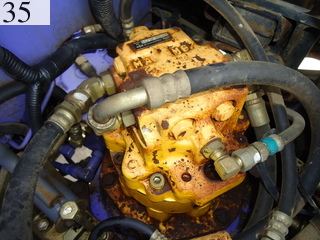 中古建設機械 中古 コマツ KOMATSU 油圧ショベル・バックホー ０．１立米以下 PC38UUM-2