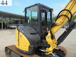 中古建設機械 中古 ヤンマーディーゼル YANMAR 林業機械 グラップル・ウインチ・排土板 ViO55-6