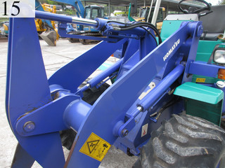 中古建設機械 中古 コマツ KOMATSU ホイール・ローダ １．０立米以下 WA40-3E0