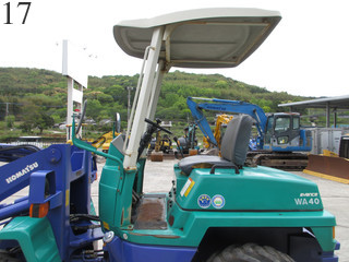 中古建設機械 中古 コマツ KOMATSU ホイール・ローダ １．０立米以下 WA40-3E0