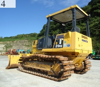 中古建設機械 中古 コマツ KOMATSU ブルドーザ  D31PX-21