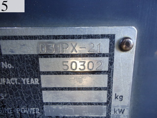 中古建設機械 中古 コマツ KOMATSU ブルドーザ  D31PX-21