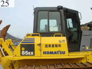 中古建設機械 中古 コマツ KOMATSU ブルドーザ  D85EX-15EO