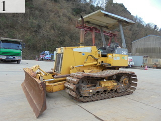 中古建設機械 中古 コマツ KOMATSU ブルドーザ  D21P-7E