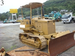 中古建設機械 中古 コマツ KOMATSU ブルドーザ  D31A-16