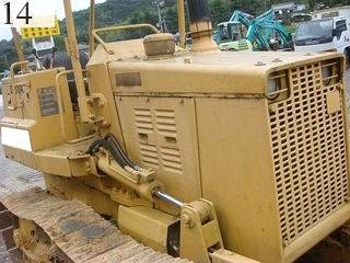 中古建設機械 中古 コマツ KOMATSU ブルドーザ  D31A-16