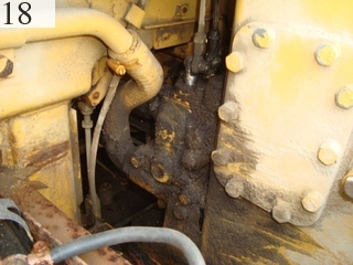 中古建設機械 中古 コマツ KOMATSU ブルドーザ  D31A-16