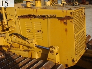 中古建設機械 中古 コマツ KOMATSU ブルドーザ  D31P-17