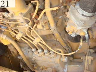 中古建設機械 中古 コマツ KOMATSU ブルドーザ  D31P-17