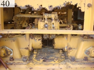 中古建設機械 中古 コマツ KOMATSU ブルドーザ  D31P-17