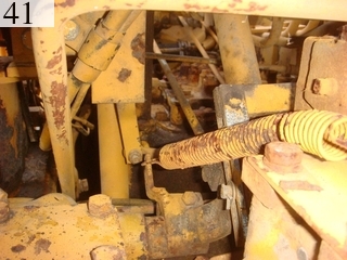 中古建設機械 中古 コマツ KOMATSU ブルドーザ  D31P-17