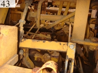 中古建設機械 中古 コマツ KOMATSU ブルドーザ  D31P-17