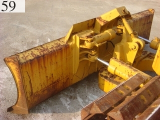 中古建設機械 中古 コマツ KOMATSU ブルドーザ  D31P-17