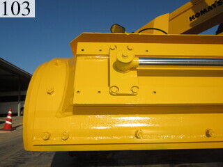 中古建設機械 中古 コマツ KOMATSU モーターグレーダー アーティキュレート式 GD405A-3