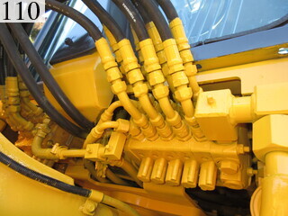 中古建設機械 中古 コマツ KOMATSU モーターグレーダー アーティキュレート式 GD405A-3