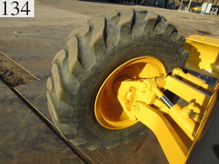 中古建設機械 中古 コマツ KOMATSU モーターグレーダー アーティキュレート式 GD405A-3