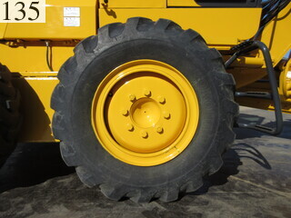 中古建設機械 中古 コマツ KOMATSU モーターグレーダー アーティキュレート式 GD405A-3