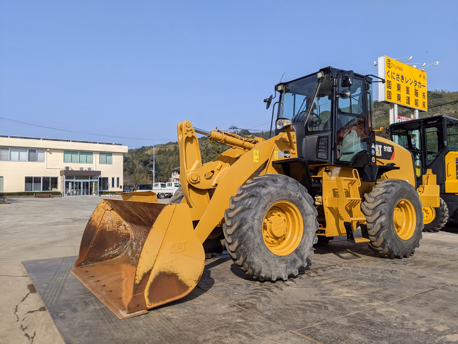 Used Construction Machine Used CAT Wheel Loader bigger than 1.0m3 910K Photos
