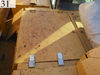 Used Construction Machine Used MITSUBISHI MITSUBISHI Crawler carrier Crawler Dump Rotating MST-2200VDR