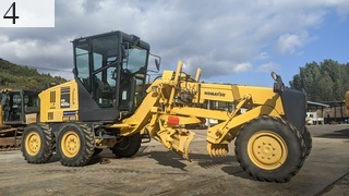 中古建設機械 中古 コマツ KOMATSU モーターグレーダー アーティキュレート式 GD405A-3E0
