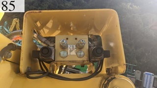 中古建設機械 中古 コマツ KOMATSU モーターグレーダー アーティキュレート式 GD405A-3E0
