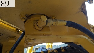 中古建設機械 中古 コマツ KOMATSU モーターグレーダー アーティキュレート式 GD405A-3E0