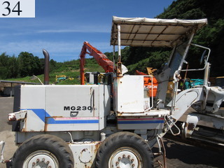 中古建設機械 中古 三菱重工業 MITSUBISHI モーターグレーダー アーティキュレート式 MG230E