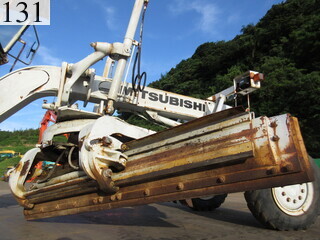 中古建設機械 中古 三菱重工業 MITSUBISHI モーターグレーダー アーティキュレート式 MG230E