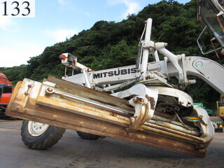 中古建設機械 中古 三菱重工業 MITSUBISHI モーターグレーダー アーティキュレート式 MG230E