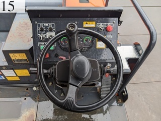 Used Construction Machine Used HITACHI HITACHI Roller Tire rollers ZC220P-5