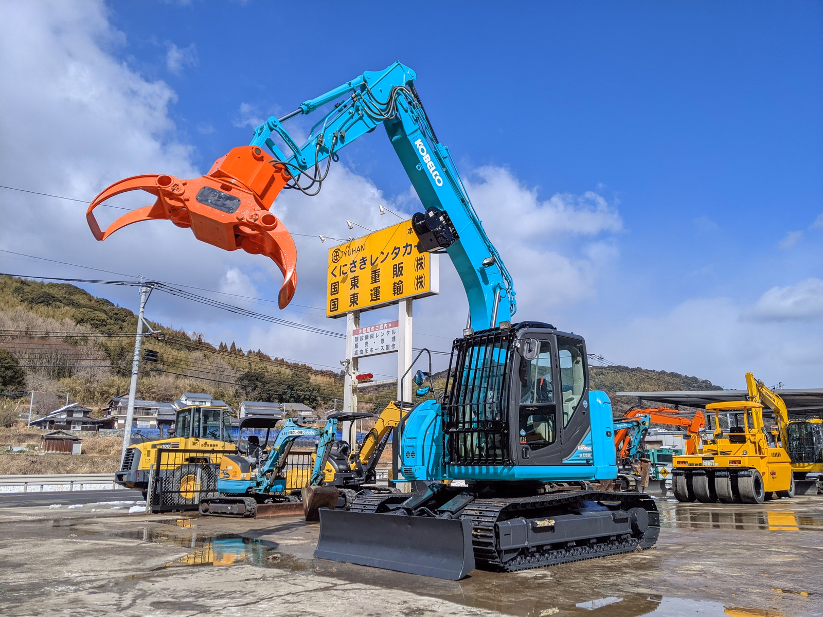 Used Construction Machine Used KOBELCO Forestry excavators Grapple / Winch / Blade SK135SR-3F Photos