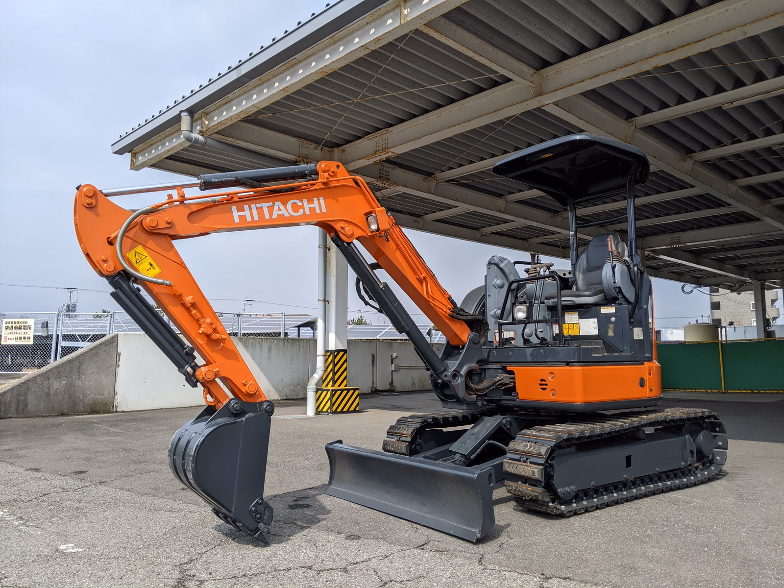 Used Construction Machine Used  Excavator ~0.1m3 ZX30U-5B Photos