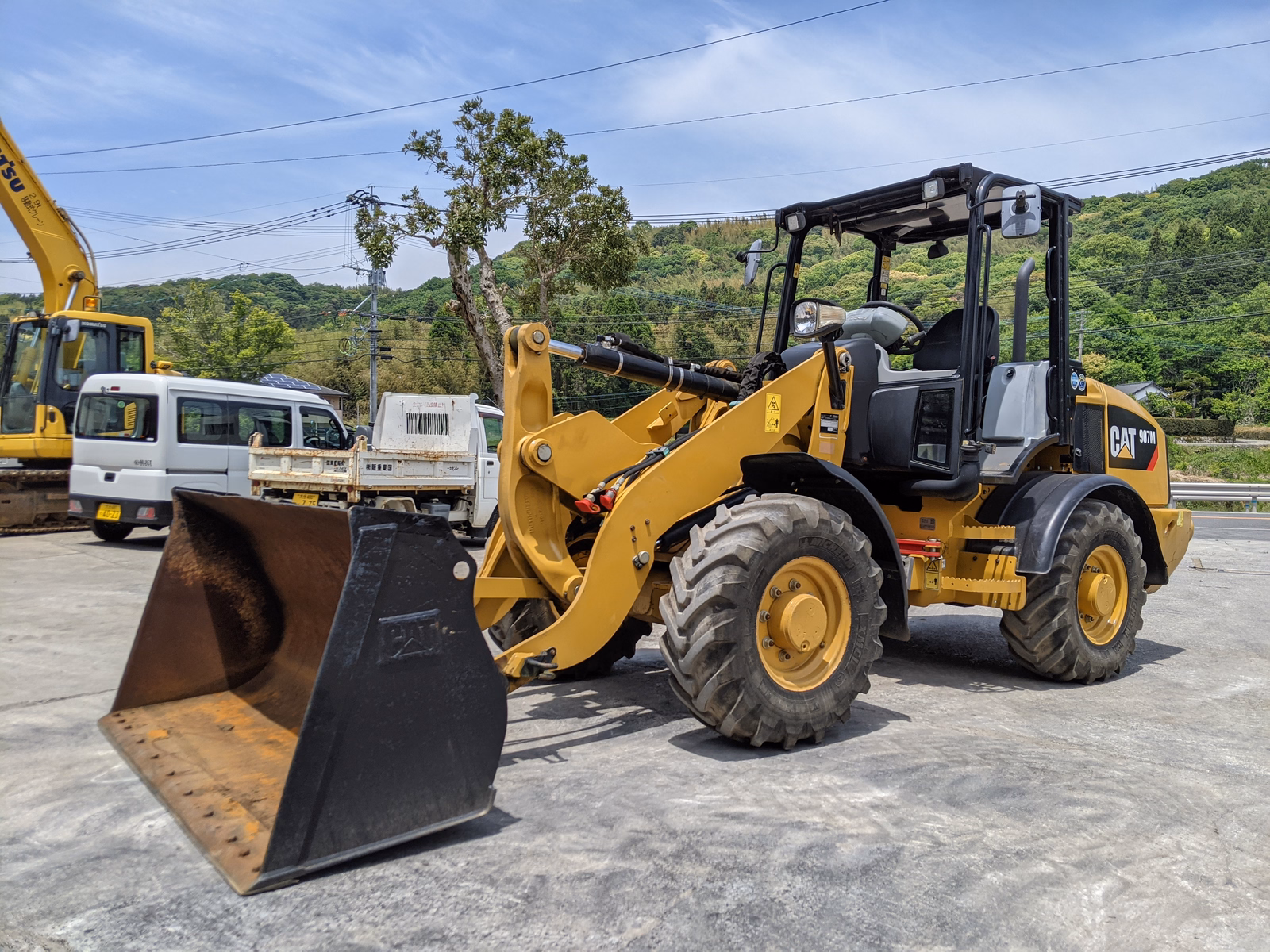 Used Construction Machine Used CAT Wheel Loader bigger than 1.0m3 907M Photos