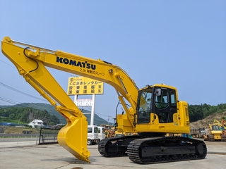 中古建設機械 中古 コマツ 油圧ショベル・バックホー ０．７－０．９立米 PC228US-10 写真