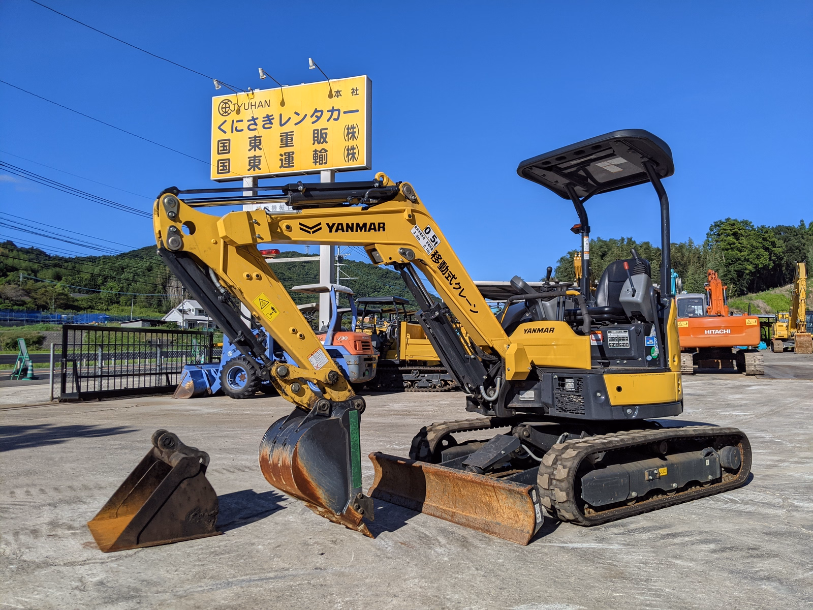 Used Construction Machine Used YANMAR Excavator ~0.1m3 ViO25-6 Photos