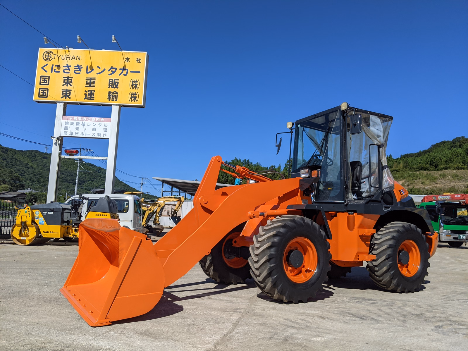 Used Construction Machine Used HITACHI Wheel Loader bigger than 1.0m3 ZW80-5B Photos