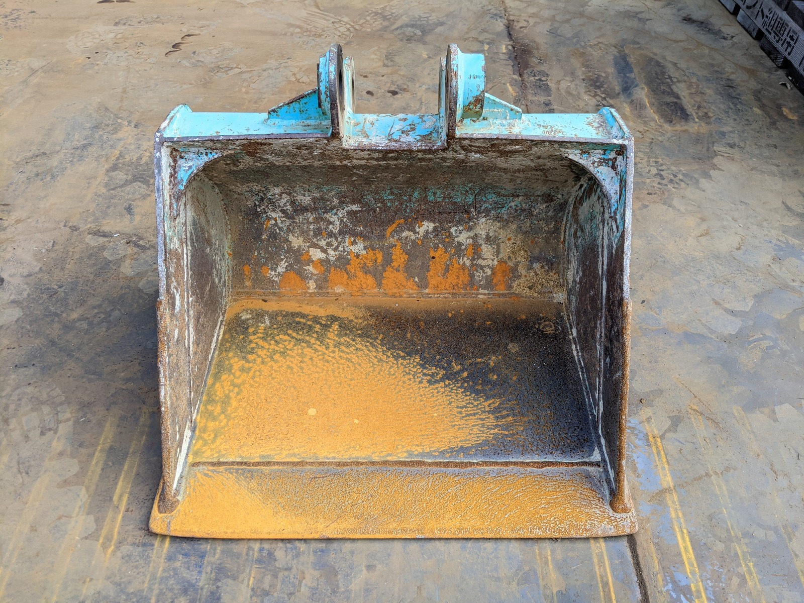 Used Construction Machine Used KOBELCO KOBELCO Bucket Slope bucket SK20SR-6 Slope bucket