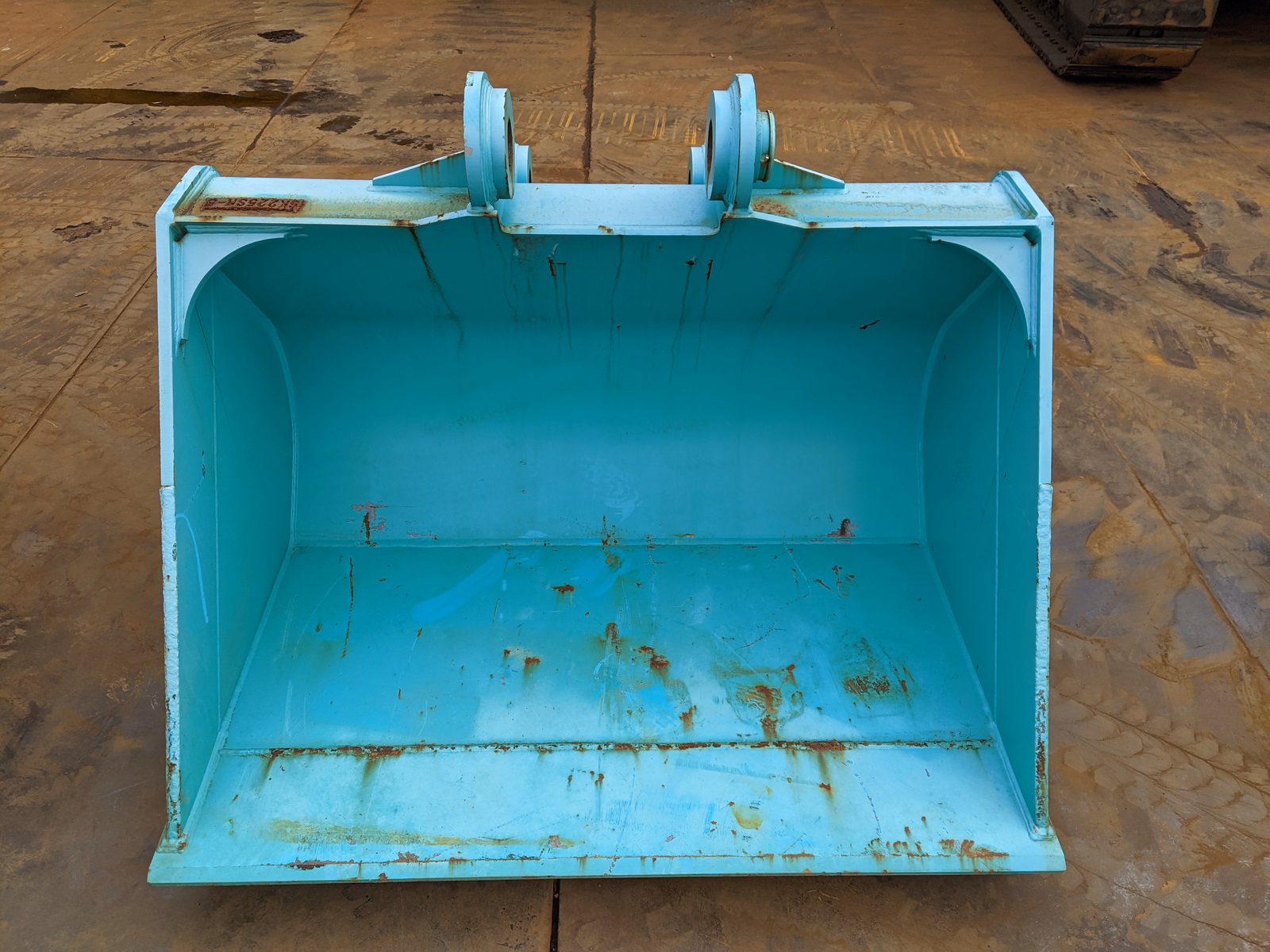 Used Construction Machine Used KOBELCO Bucket Slope bucket SK225SR-5 Slope bucket Photos