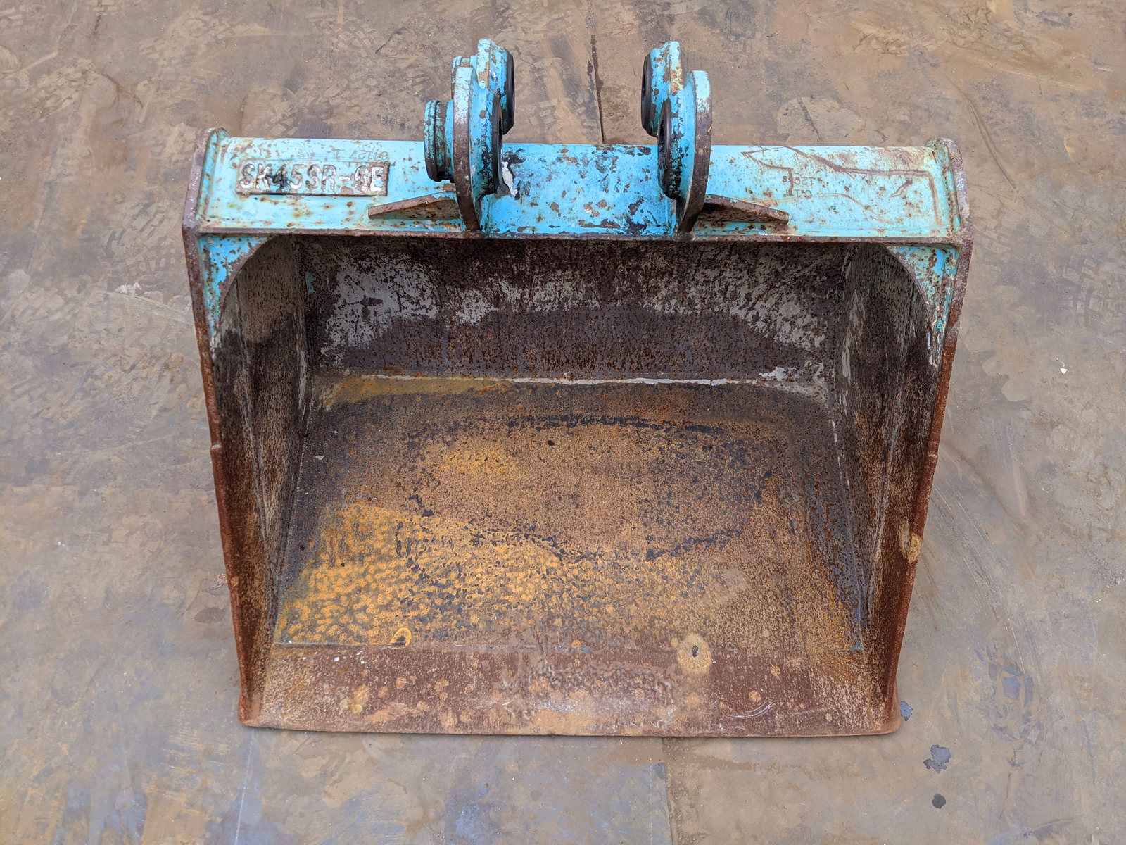 Used Construction Machine Used KOBELCO Bucket Slope bucket SK45SR-6E Slope bucket Photos