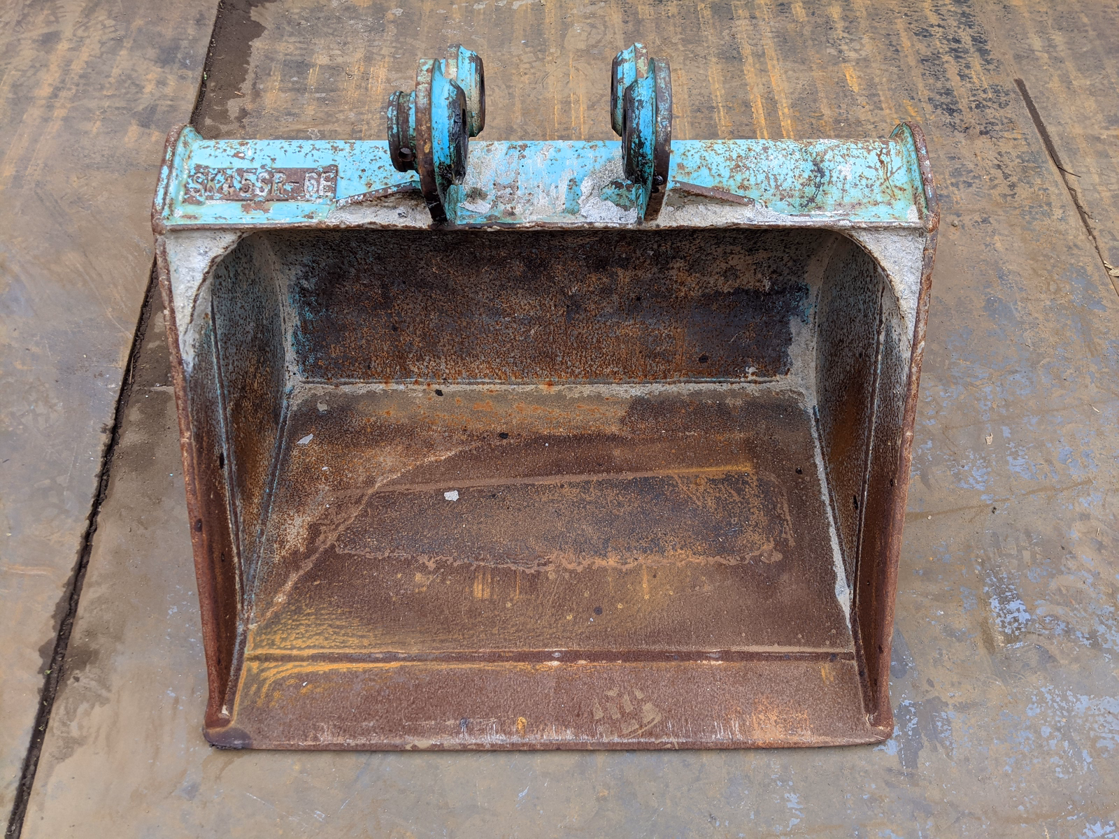 Used Construction Machine Used KOBELCO Bucket Slope bucket SK45SR-6E Slope bucket Photos