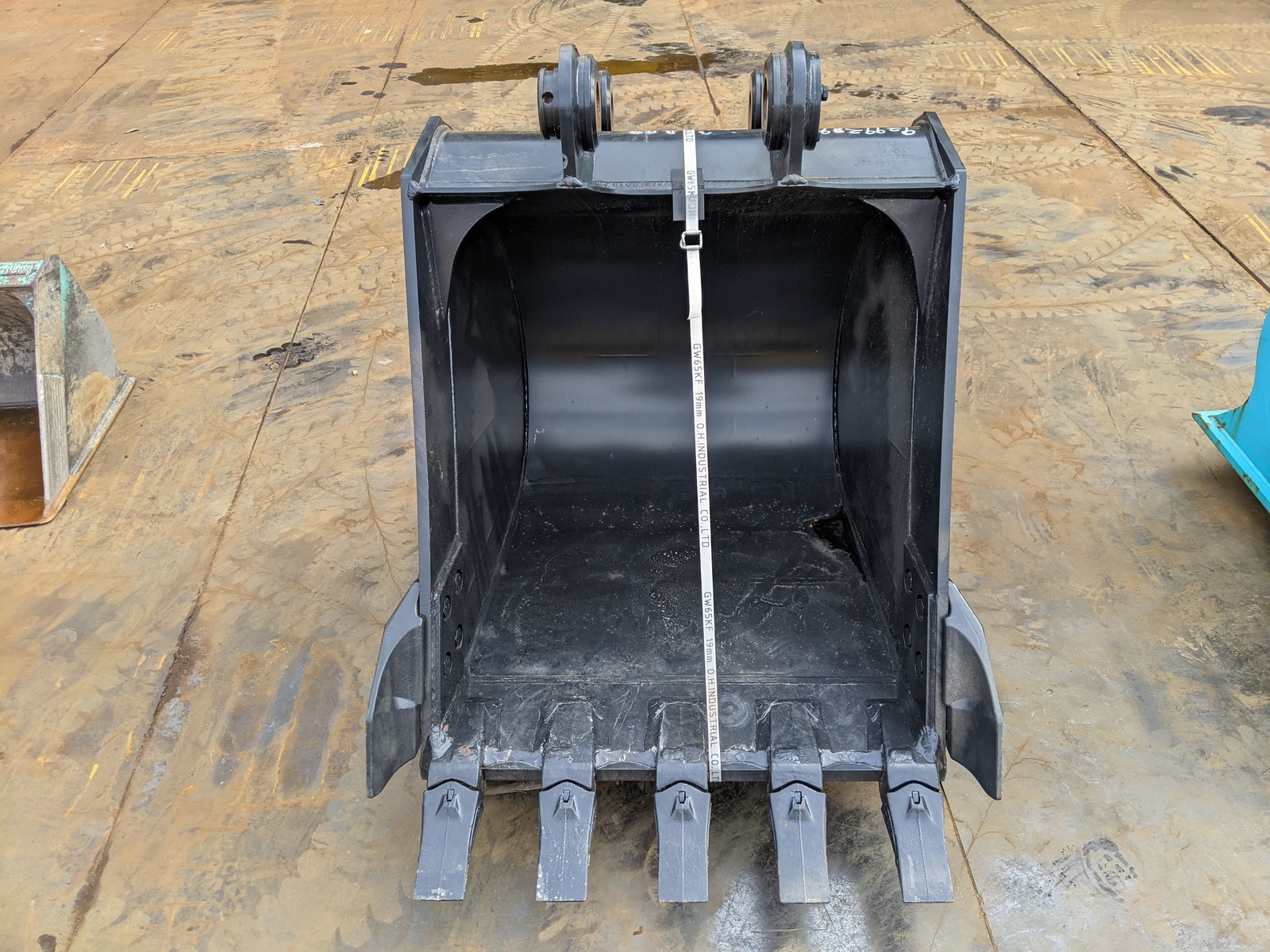 Used Construction Machine Used HITACHI HITACHI Bucket Standard bucket ZX135 Standard bucket