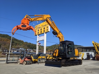 中古建設機械 中古 加藤製作所 林業機械 グラップル・ウインチ・排土板 HD513MRV 写真