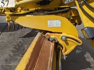 中古建設機械 中古 コマツ KOMATSU ブルドーザ  GD405-7