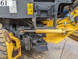 中古建設機械 中古 コマツ KOMATSU ブルドーザ  GD405-7